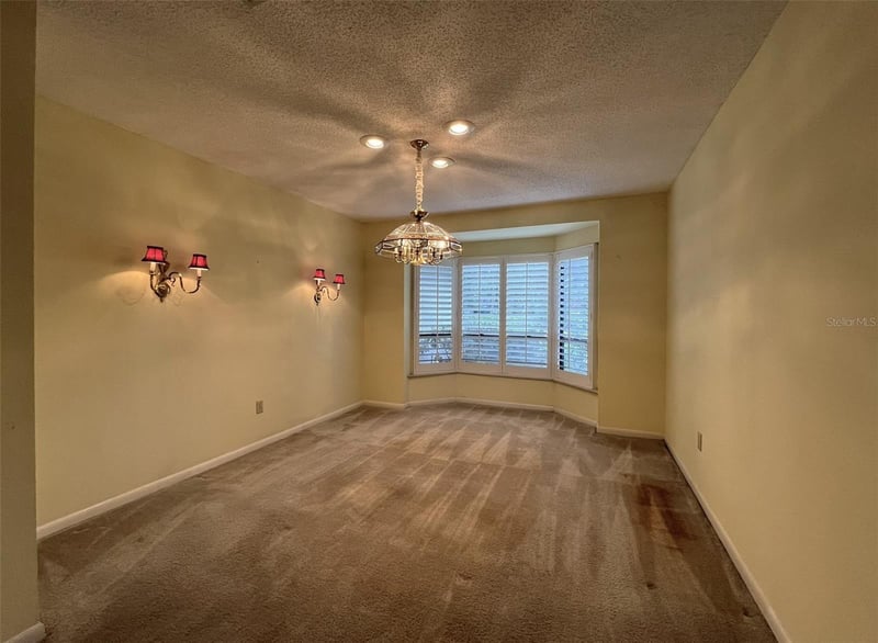 6328 Queensway Dr, Temple Terrace, FL 33617