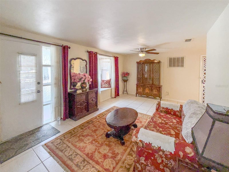 4737 Longwood Ave, Holiday, FL 34690