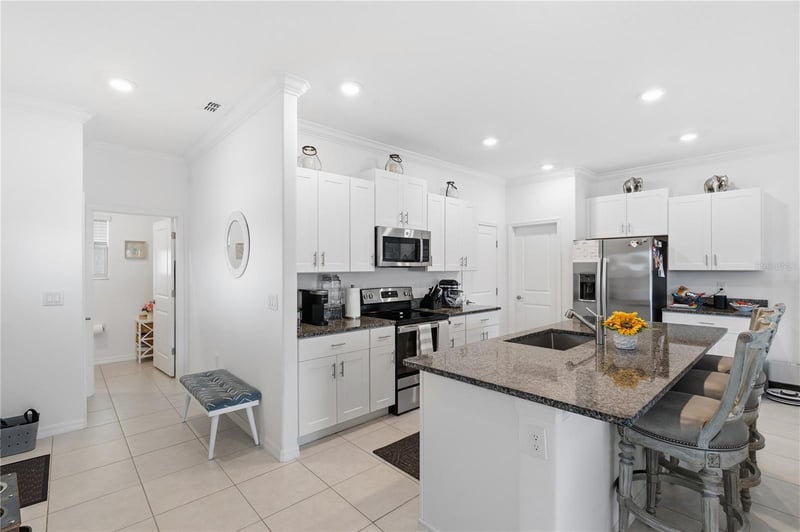 9735 Ashworth Pl, Land O Lakes, FL 34637
