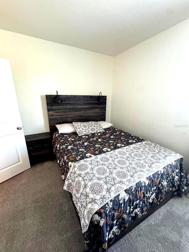10570 Penny Gale Loop, San Antonio, FL 33576