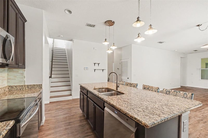12324 Streambed Dr, Riverview, FL 33579
