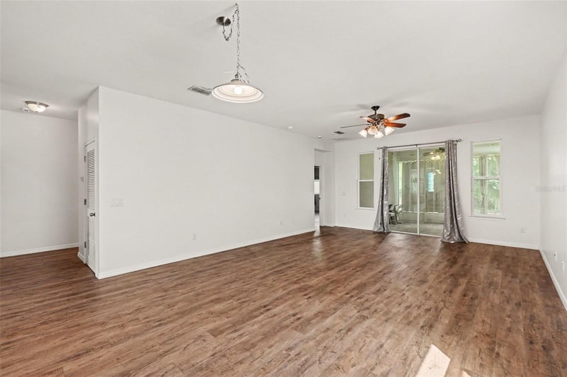 12324 Streambed Dr, Riverview, FL 33579