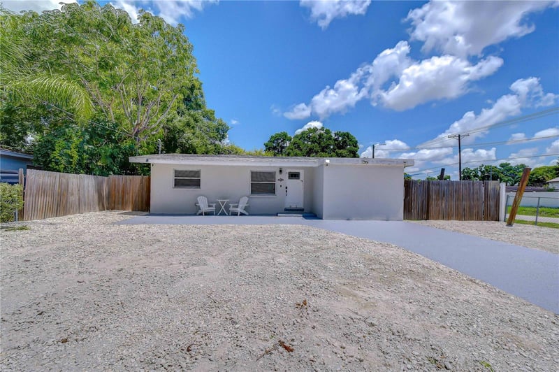 2714 98th Ave, Tampa, FL 33612
