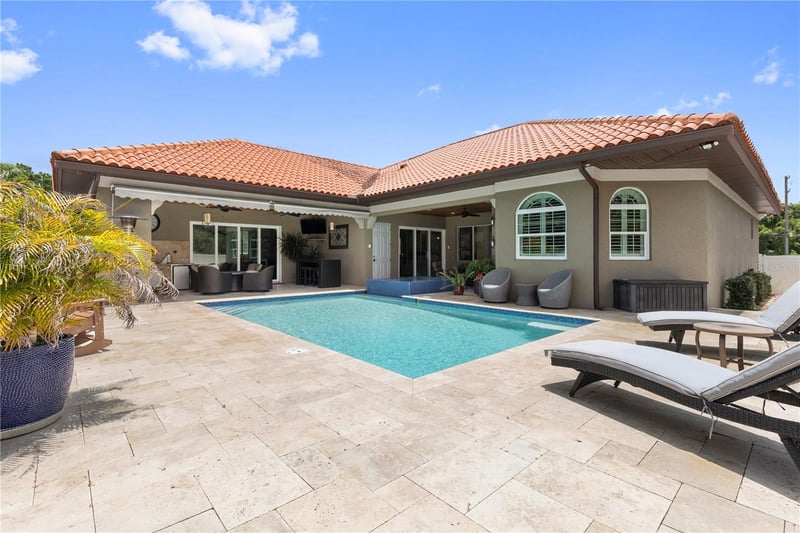 2101 Bearss Ave, Tampa, FL 33618