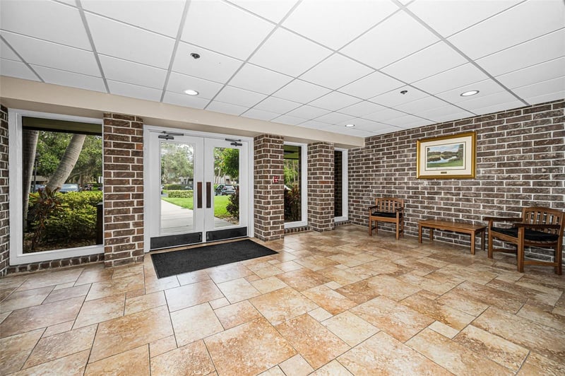 36750 Us Highway 19 #20-209, Palm Harbor, FL 34684