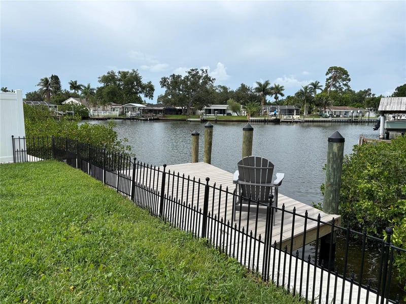 4820 Venetian Blvd, St Petersburg, FL 33702