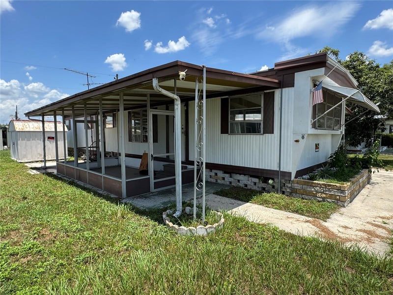 37309 8th Ave #161, Zephyrhills, FL 33542