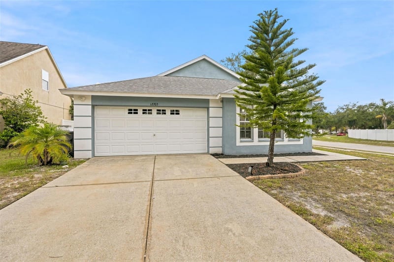 12703 Bramfield Dr, Riverview, FL 33579