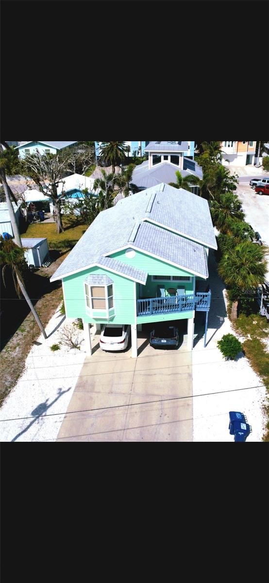 204 Bay Dr, Bradenton Beach, FL 34217