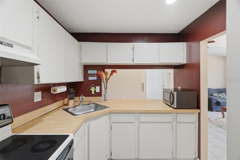 1182 Pine Ridge Cir #A3, Tarpon Springs, FL 34688
