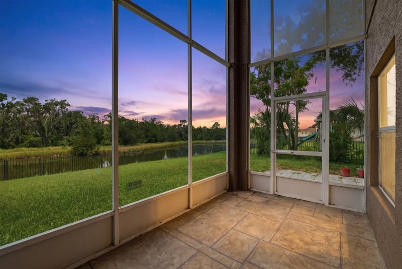 14722 Heronglen Dr, Lithia, FL 33547