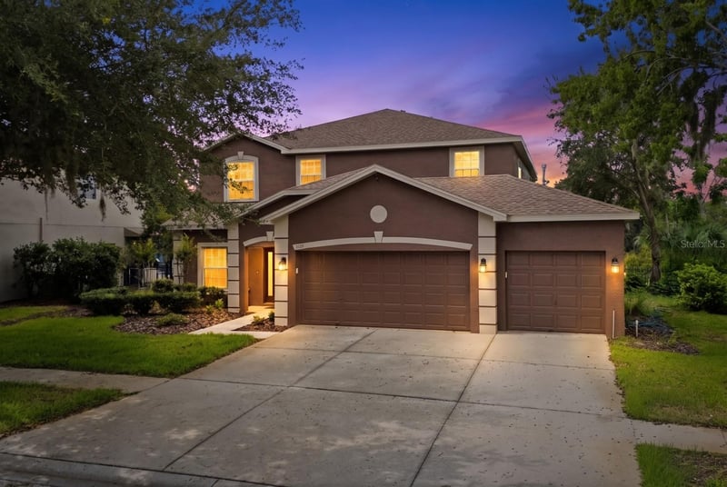 14722 Heronglen Dr, Lithia, FL 33547