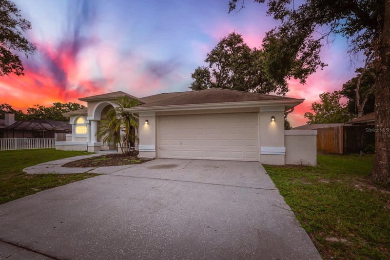 4924 Canterbury Dr, Land O Lakes, FL 34639