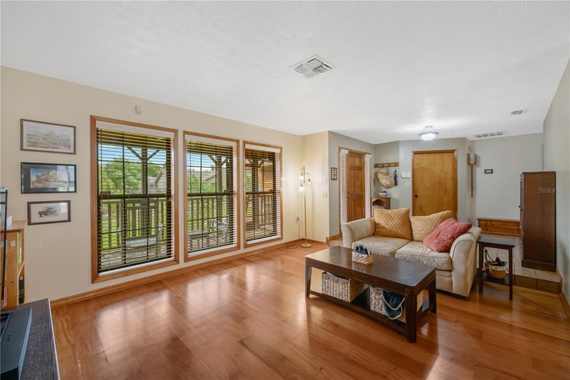 2109 Wheeler Oaks Dr, Brandon, FL 33510