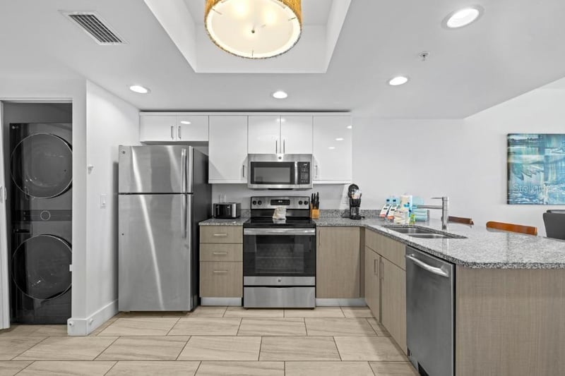 10091 Gulf Blvd #203E, St Petersburg, FL 33706
