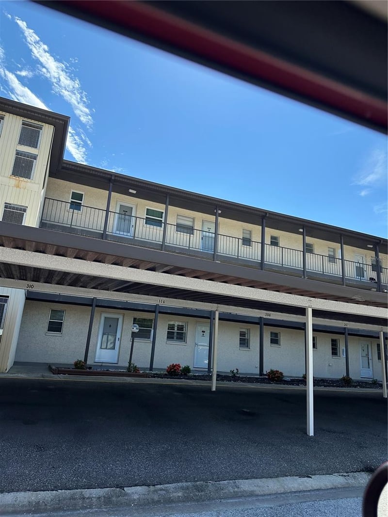 5245 Amulet Dr #308, New Port Richey, FL 34652