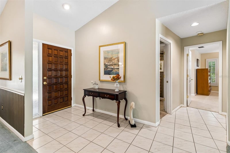 5804 Ainsworth Ct, Tampa, FL 33647