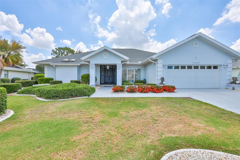 1927 View Dr, Sun City Center, FL 33573