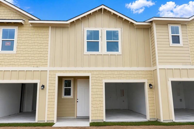 7540 Deer Valley Cir, Tampa, FL 33635