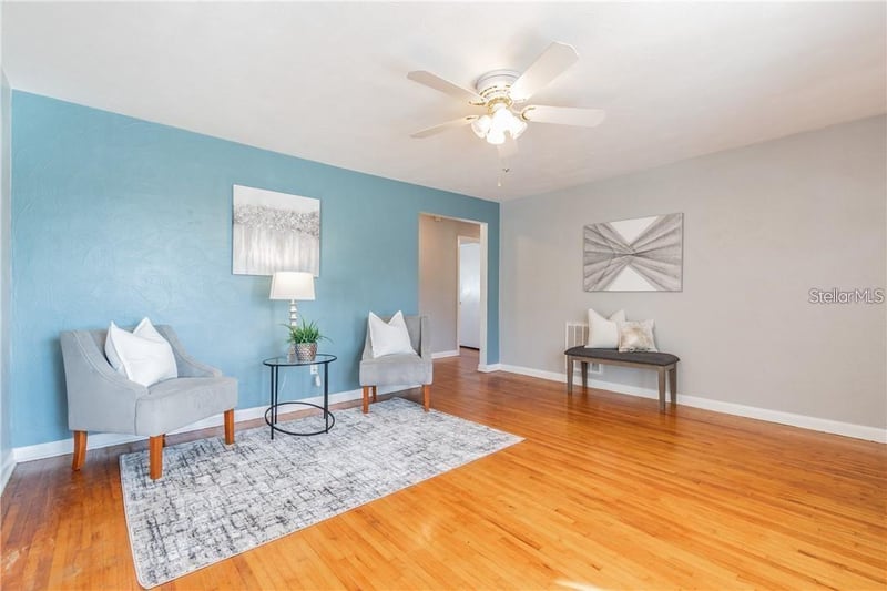 5418 Riverhills Dr, Temple Terrace, FL 33617