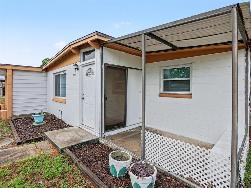 10493 116th Ave, Largo, FL 33773
