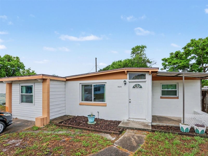 10493 116th Ave, Largo, FL 33773