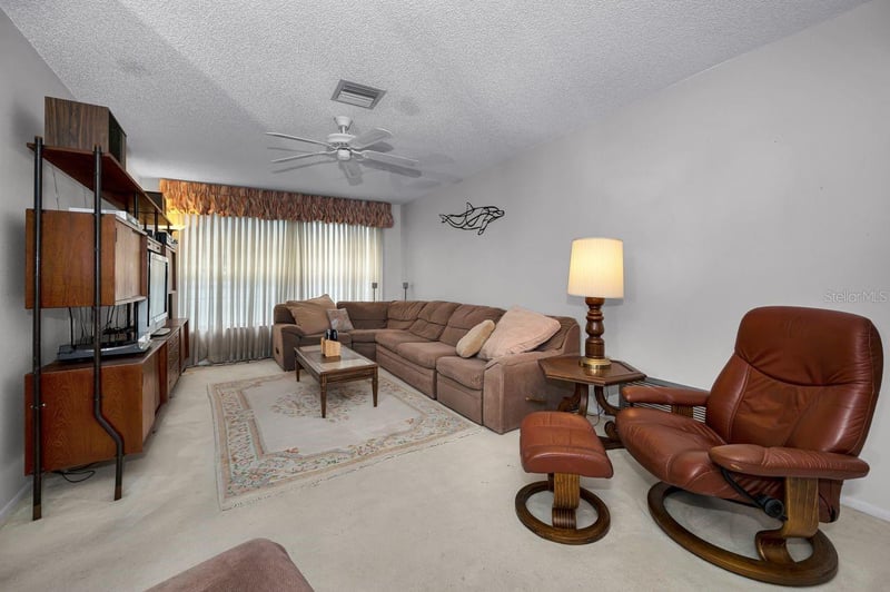 1614 Dale Cir, Dunedin, FL 34698