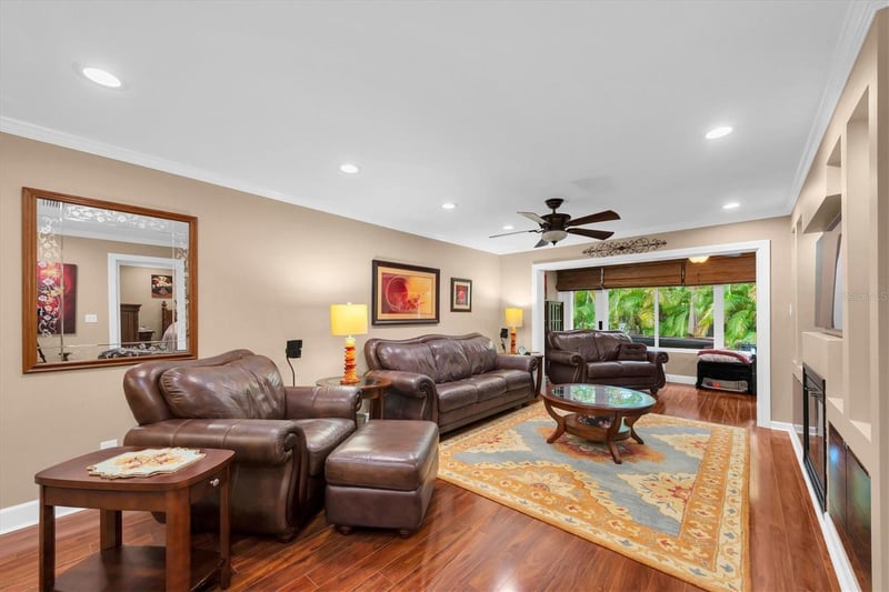 19029 Us Highway 19 #13E, Clearwater, FL 33764