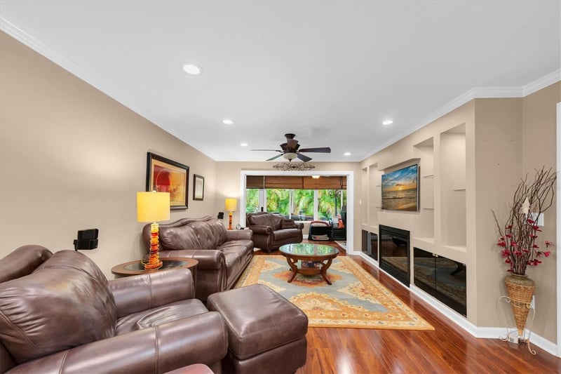 19029 Us Highway 19 #13E, Clearwater, FL 33764