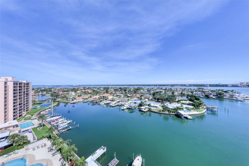 31 Island Way #1404, Clearwater, FL 33767