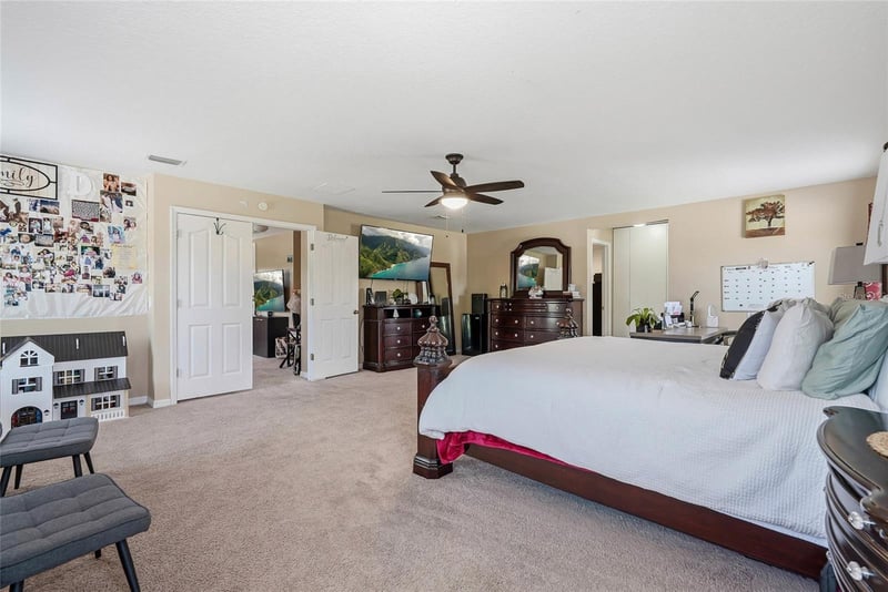5213 Prairie View Way, Wesley Chapel, FL 33545