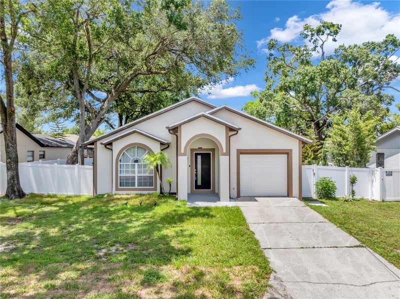 1103 Kirby St, Tampa, FL 33604