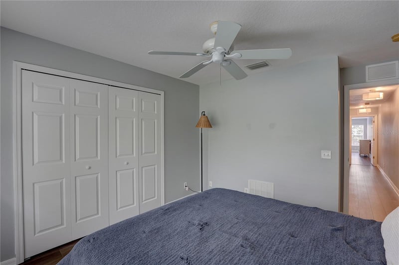 9516 Charlesberg Dr, Tampa, FL 33635