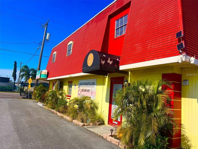 5519 Hanley Rd, Tampa, FL 33634