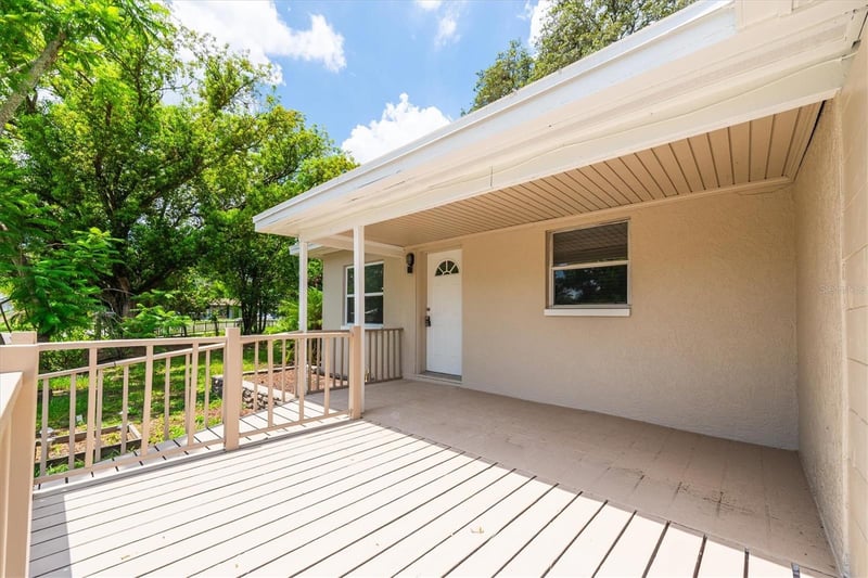 1808 Club Ct, Tampa, FL 33612