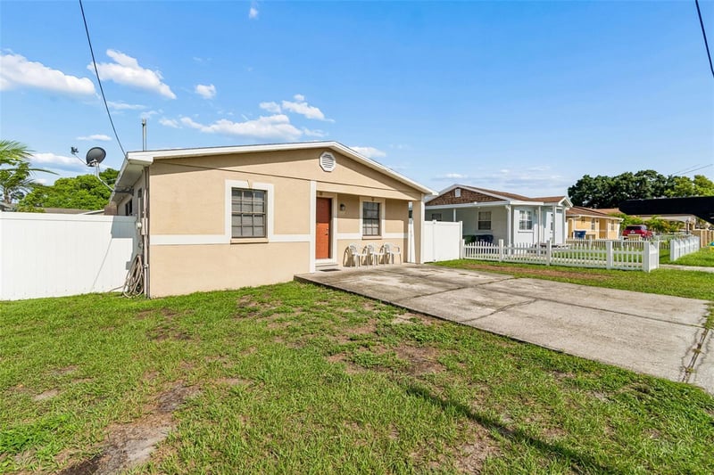 5120 Matanzas Ave, Tampa, FL 33614
