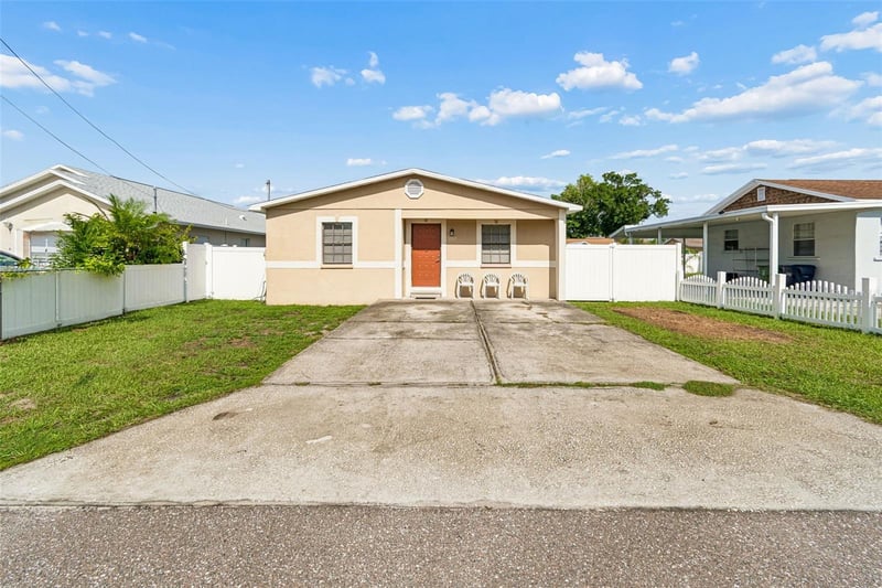 5120 Matanzas Ave, Tampa, FL 33614