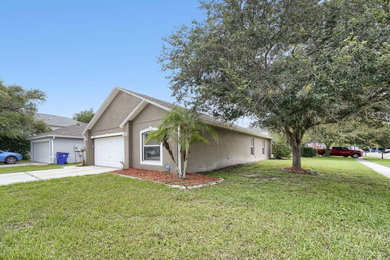 17037 Holmby Ct, Land O Lakes, FL 34638
