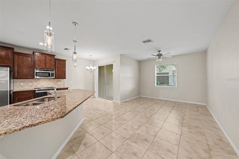 26929 Juniper Bay Dr, Wesley Chapel, FL 33544