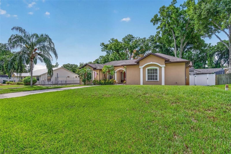 21906 Panther Way, Land O Lakes, FL 34639