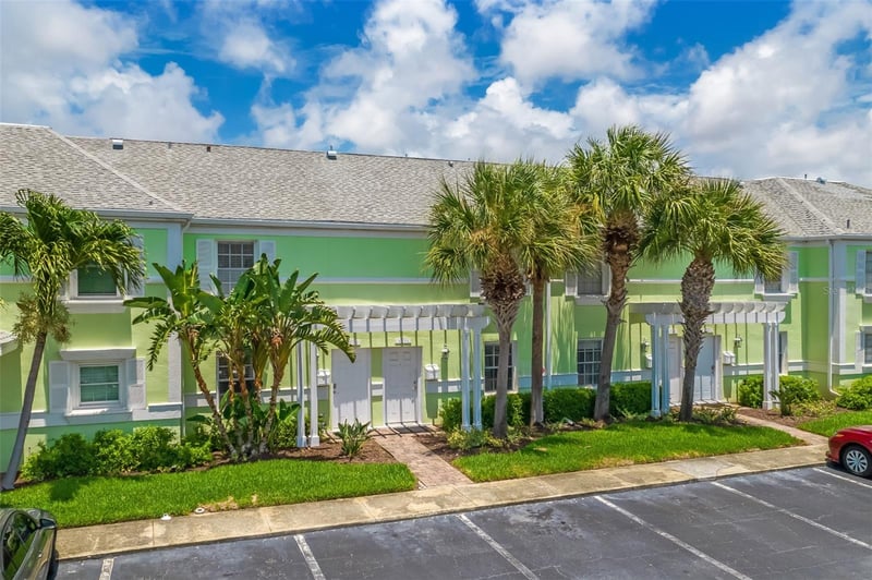 4779 Coquina Key Dr, St Petersburg, FL 33705