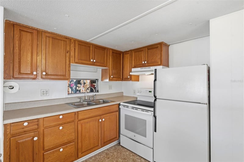 4687 67th St #23, St Petersburg, FL 33709