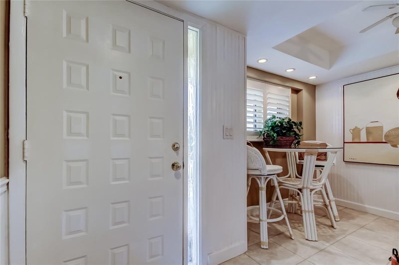 9450 Harbor Greens Way #301, Seminole, FL 33776