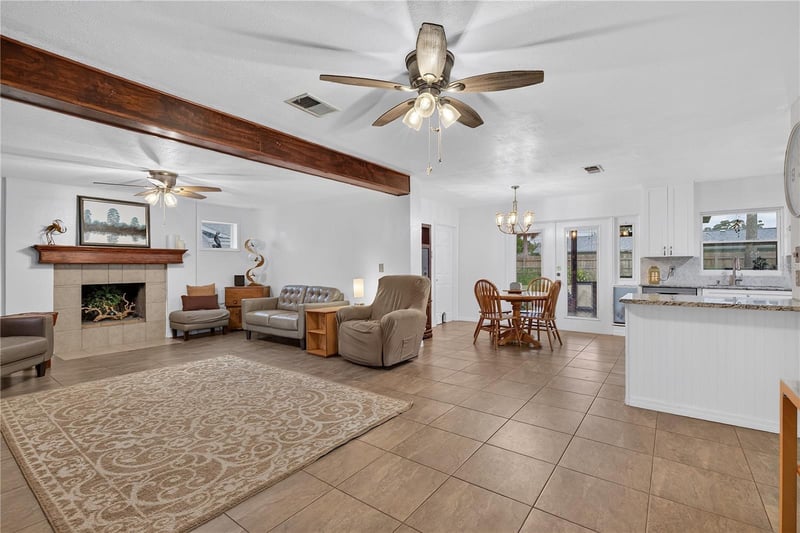 5010 Stolls Ave, Tampa, FL 33615