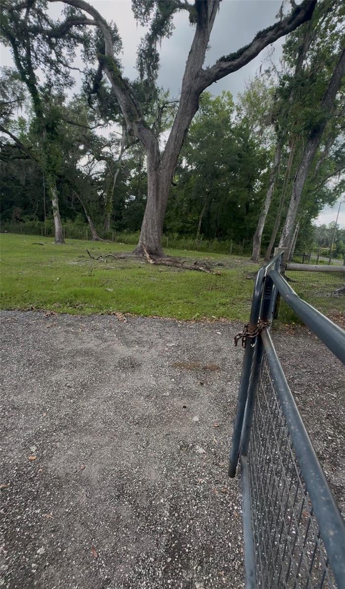 27964 Villa Rd, Dade City, FL 33525