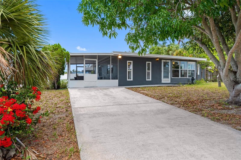 72 Lake Shore Dr, Palm Harbor, FL 34684