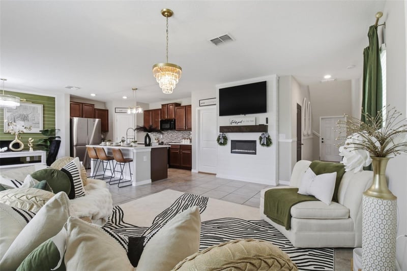 17032 Yellow Pine St, Wimauma, FL 33598