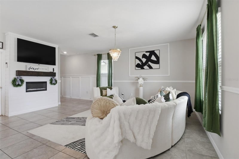 17032 Yellow Pine St, Wimauma, FL 33598