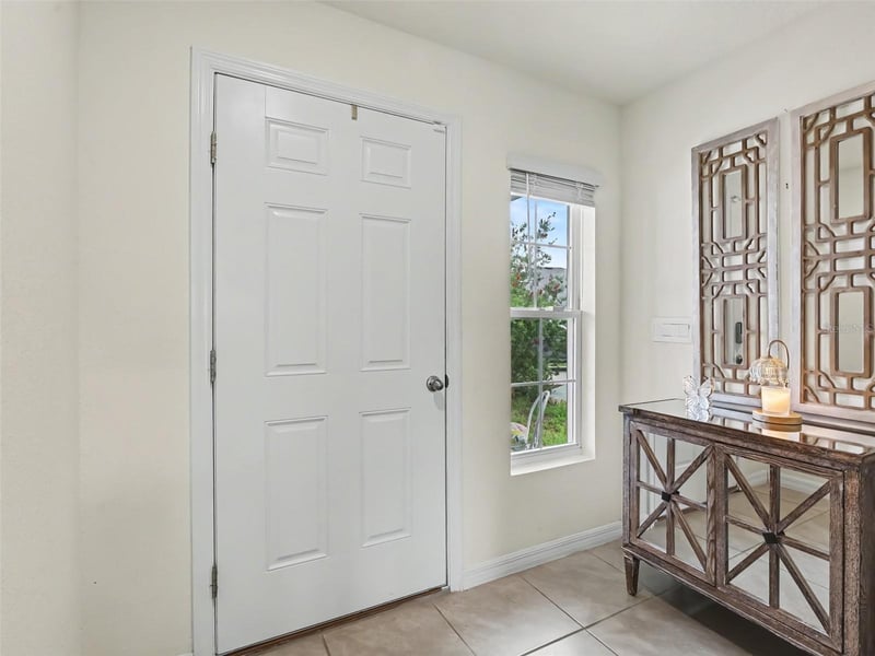 16525 Mosaic Oar Dr, Wimauma, FL 33598