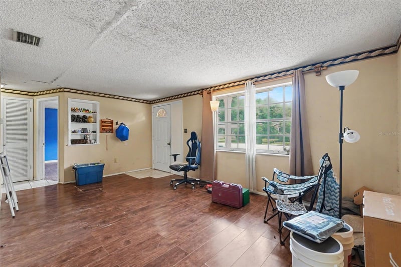 3317 Bainbridge Dr, Holiday, FL 34691